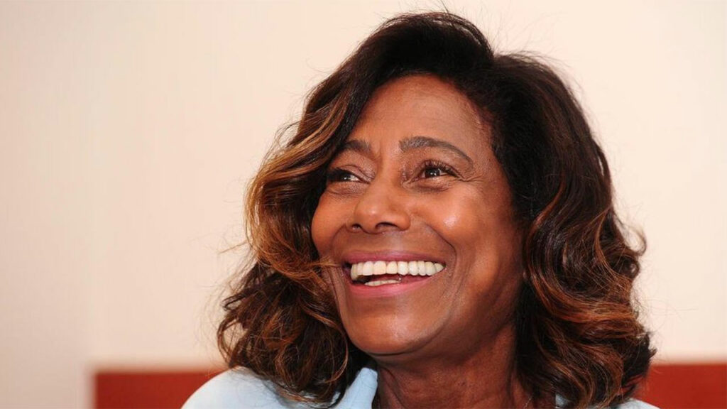 Glória Maria tinha quantos anos? Apresentadora fazia de tudo para