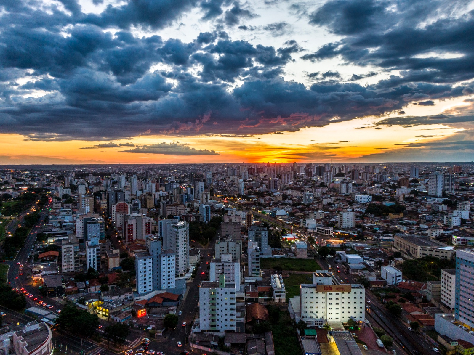 Uberlândia supera BH e outras grandes cidades do Brasil na aquisição de imóveis verticais Uberlândia supera BH e outras grandes cidades do Brasil na aquisição de imóveis verticais