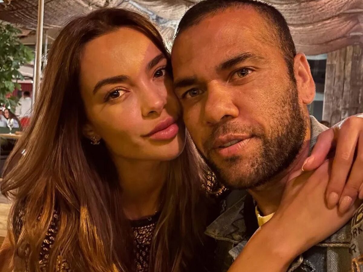 Em sua primeira entrevista, a modelo deu mais detalhes após o término do casamento