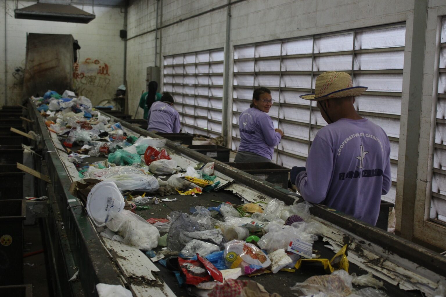 No ano passado, o SLU alcançou 42 contratos firmados com 32 cooperativas/associações de catadores