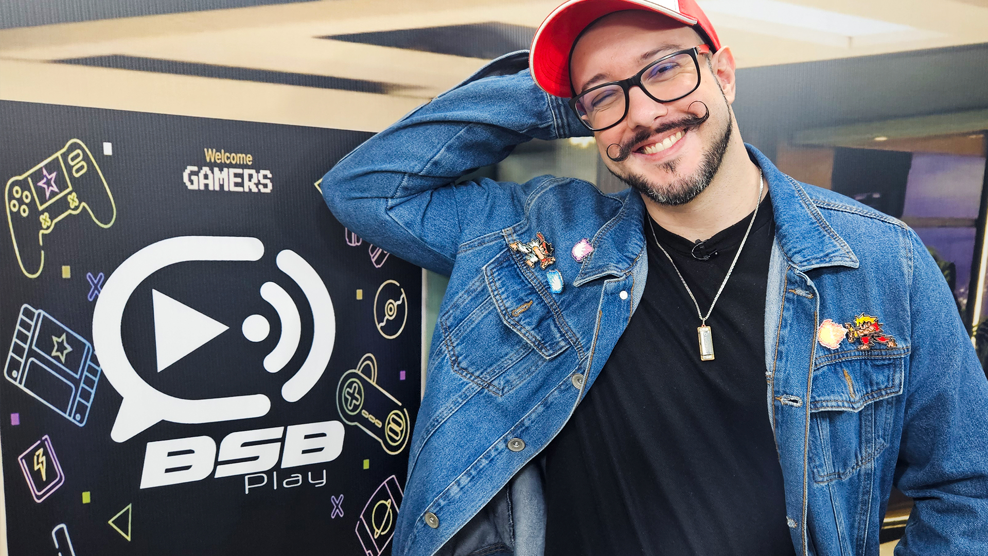 Miron de Lelis, o Mironzitos, apresentador do BSB Play, na TV Cultura. Crédito: Divulgação