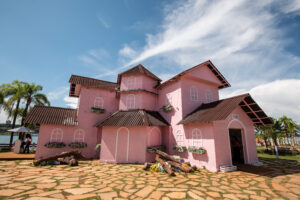 Jardim de Páscoa - Toca do Coelho, no Pontão do Lago Sul. Crédito: Telmo Ximenes.