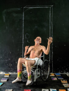 Espetáculo Fim de Partida. Crédito: André Veloso.