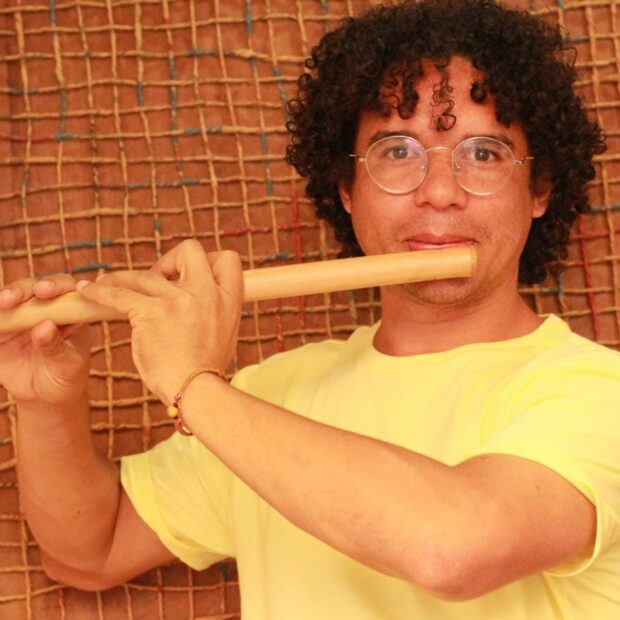 Músico Roberto Deusdará - Forró de Pife. Crédito: Divulgação