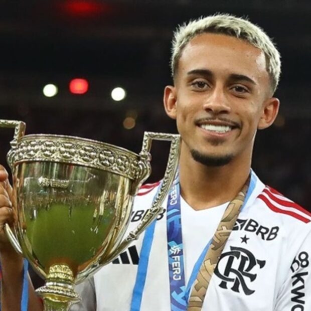 Matheus Gonçalves, do Flamengo, é assaltado na saída do Maracanã - Jornal de Brasília