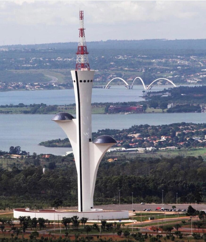 Torre Digital. Crédito: reprodução do Instagram @minhabelabrasilia