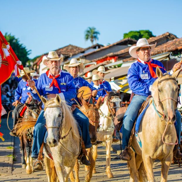 Festa do Divino Espírito Santo e Cavalhadas - Pirenópolis (GO). Crédito: Divulgação