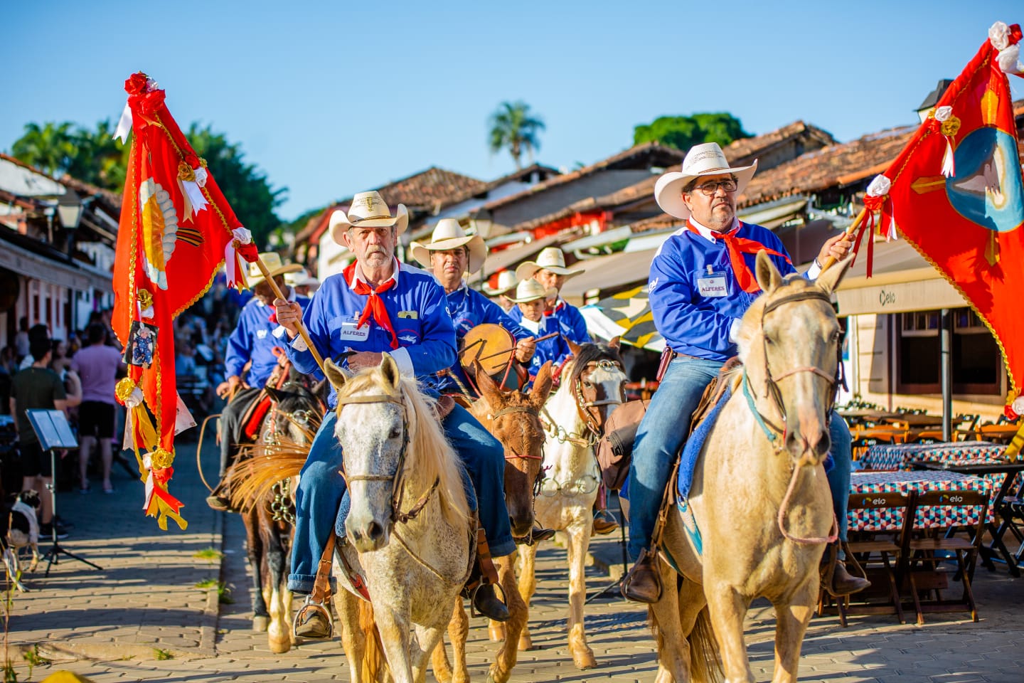 Festa do Divino Espírito Santo e Cavalhadas - Pirenópolis (GO). Crédito: Divulgação