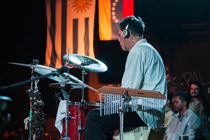 Espetáculo musical Gracias a La Vida. Crédito: Beatriz Braga