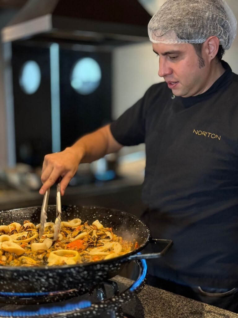 Chef Miguel Ojeda. Crédito: Paula Fettermann.