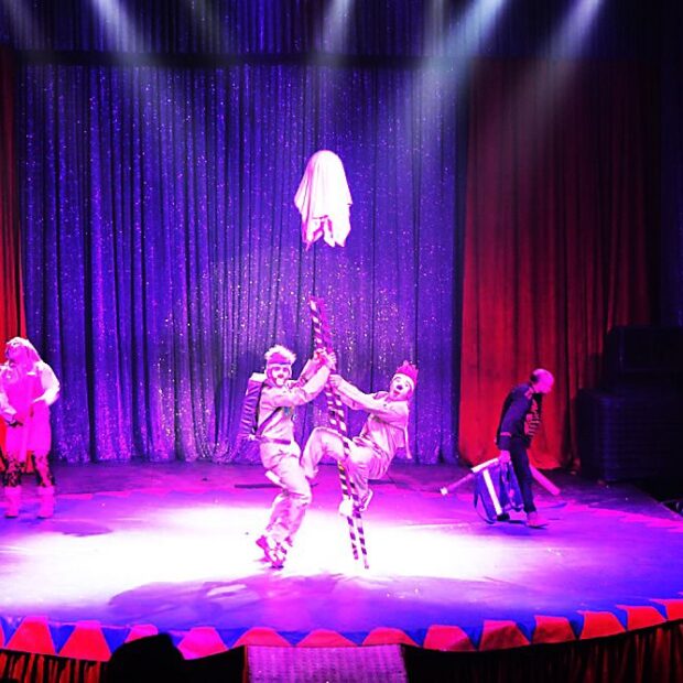 Espetáculo Circense Khronos. Crédito: Divulgação