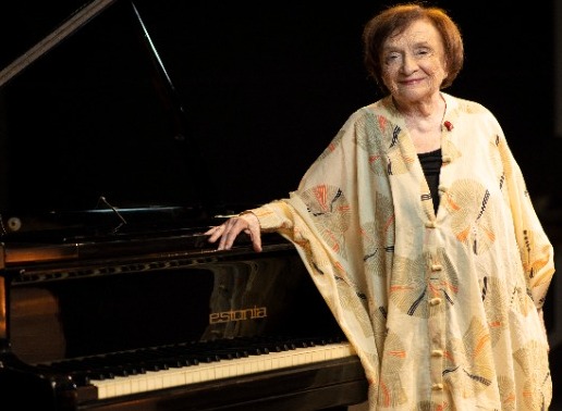 Pianista Clara Sverner. Crédito: Raphael Tartari