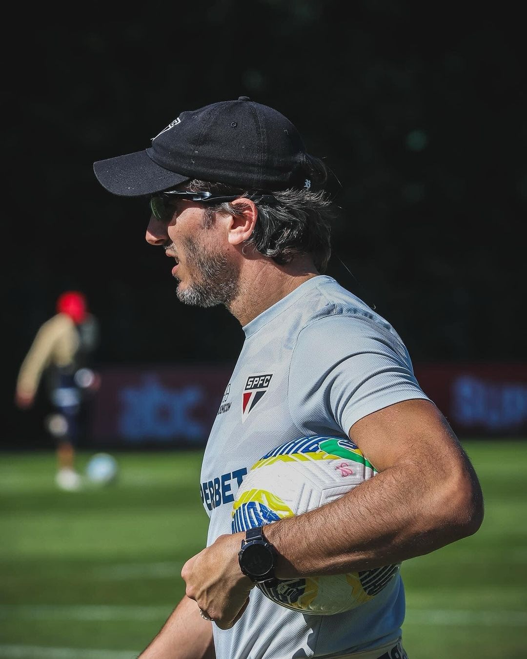 Aposta 'perigosa' de Zubeldía pode virar rotina no São Paulo