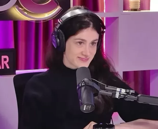 Filha de Celso Portiolli entrevista o pai em sua estreia no SBT PodNight