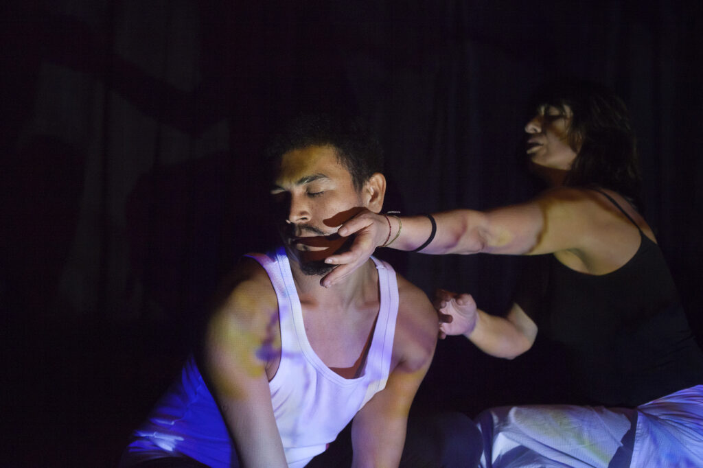 Espetáculo EntrePeles. Crédito: Humberto Araújo