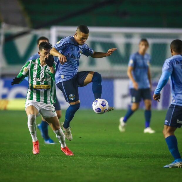 juventude vence o gremio pelo brasileirao