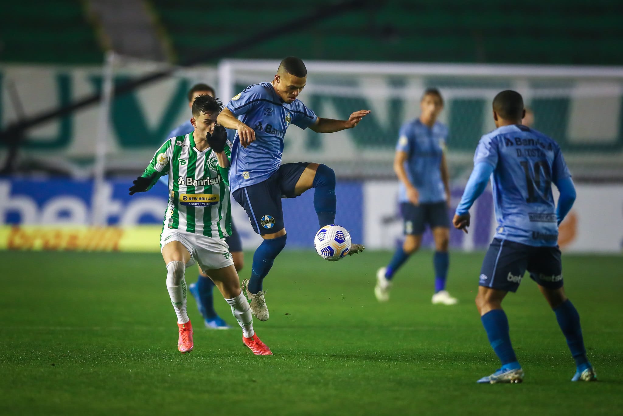 juventude vence o gremio pelo brasileirao