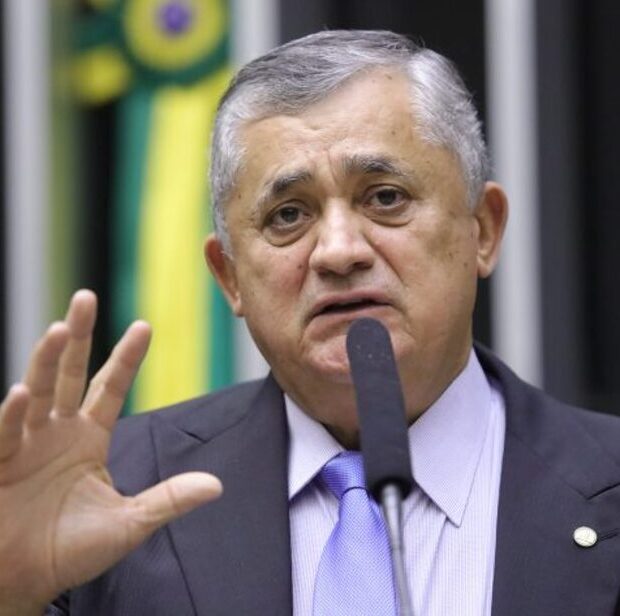 josé guimarães (1)