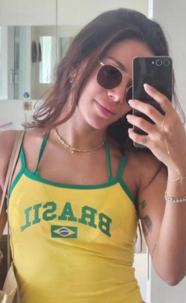 A cantora de funk utilizou as suas redes sociais para falar sobre o ocorrido, publicando foto das queimaduras que sofreu.