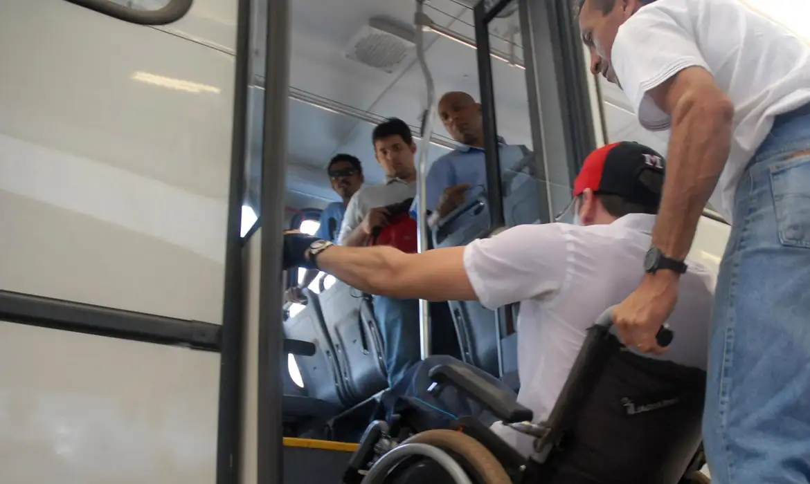 pessoa com deficiência