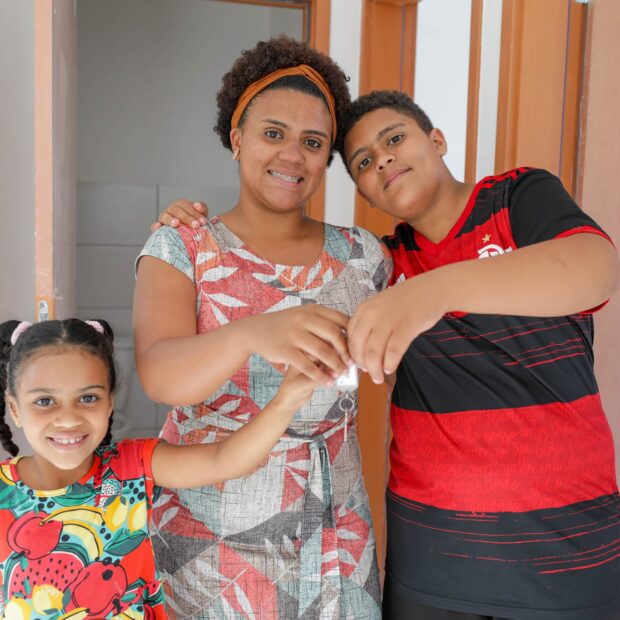 larissa araujo mae leonardo araujo e ana livia moura 3 2048x1365