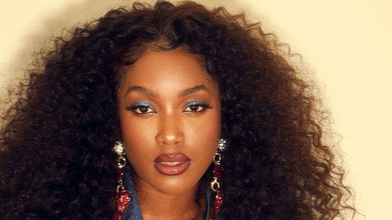 entrevista da iza editana na globo widelg