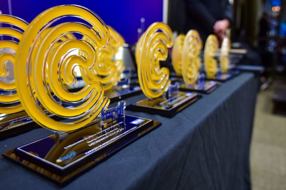 foto primeira edicao premio fapdf