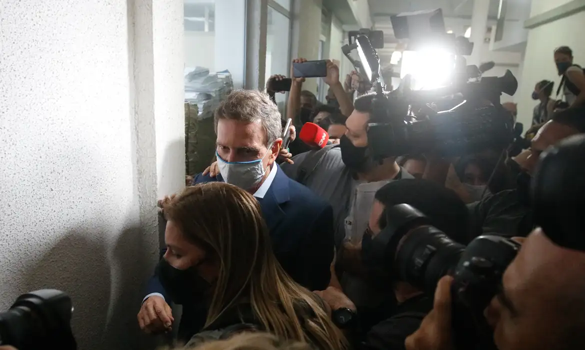 prefeito do rio de janeiro marcelo crivella policia civil tnrgo 2212203550