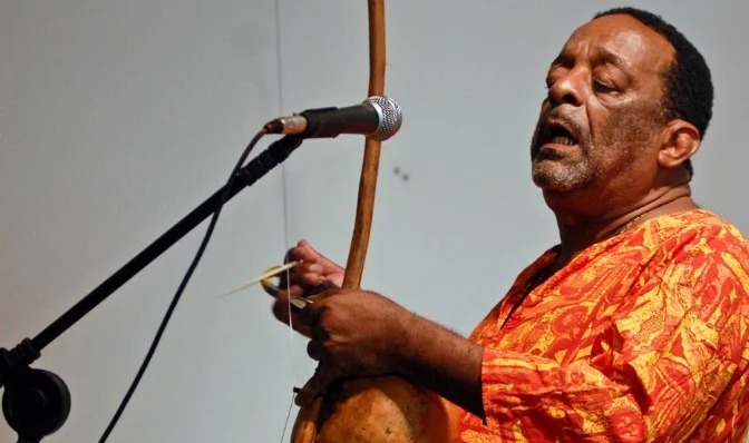 nana vasconcelos div