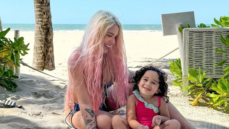 karoline lima filha widelg