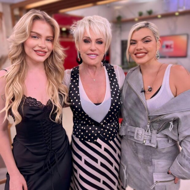 A cantora ficou extremamente feliz em ver sua amiga pessoal e colega de trabalho realizar o seu sonho de tomar café com Ana Maria