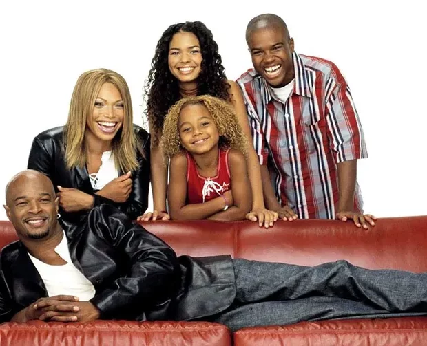 Por muitos anos, o SBT possuía os direitos autorais da série americana.