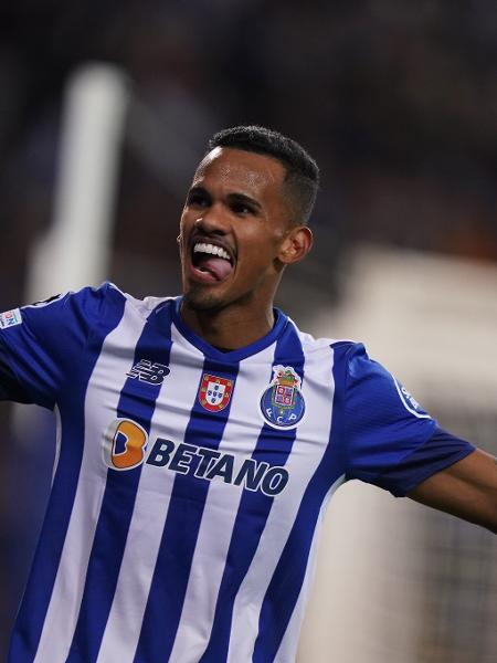 galeno e um dos destaques do porto na temporada e deve ser convocado por portugal 1679090858330 v2 450x600