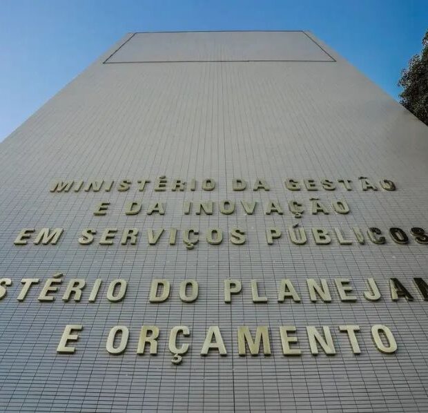 e6fd4ed9 ad51 4d9e a12c 08dce44cacb1