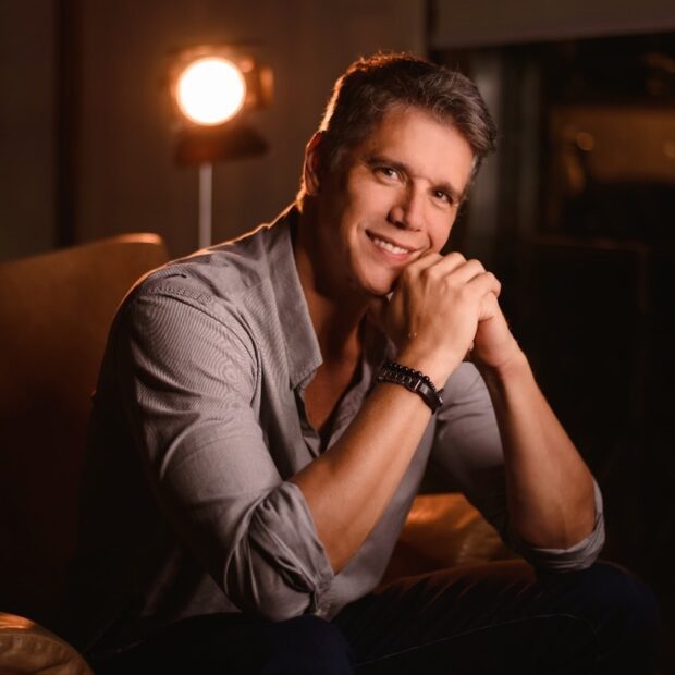 4 marcio garcia e considerado por experiencia em auditorios