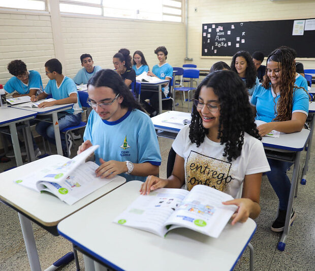 alunos ensino médio