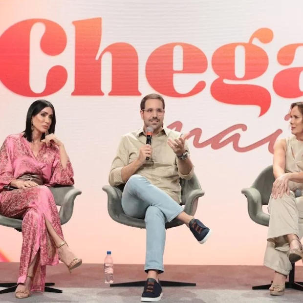 e coisa nossa sbt apresenta detalhes do chega mais sua nova revista eletronica das manhas 65eaee30434ec