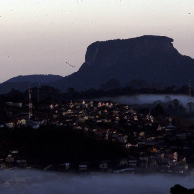 15294414025b296c7ab93cd 1529441402 3x2 lg