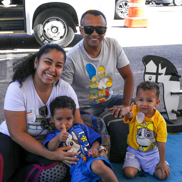 carlos eduardo com familia jro 7270 3