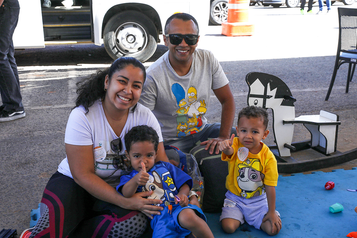 carlos eduardo com familia jro 7270 3