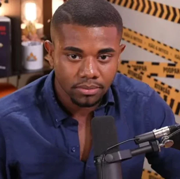 davi brito reproducao youtube fixed large