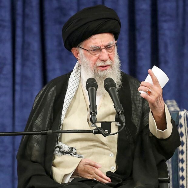 iran politics pezeshkian