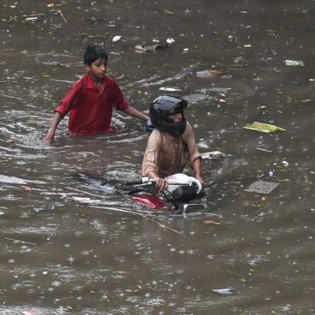 pakistan weather rain