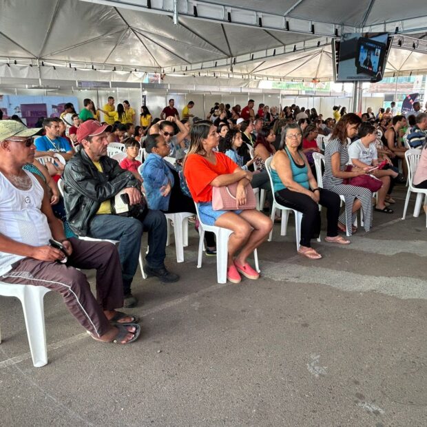 1o.8. carreta da inclusao. foto divulgacao secti