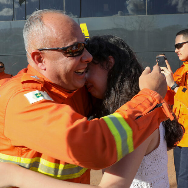ten glecio monteiro e ana carolina