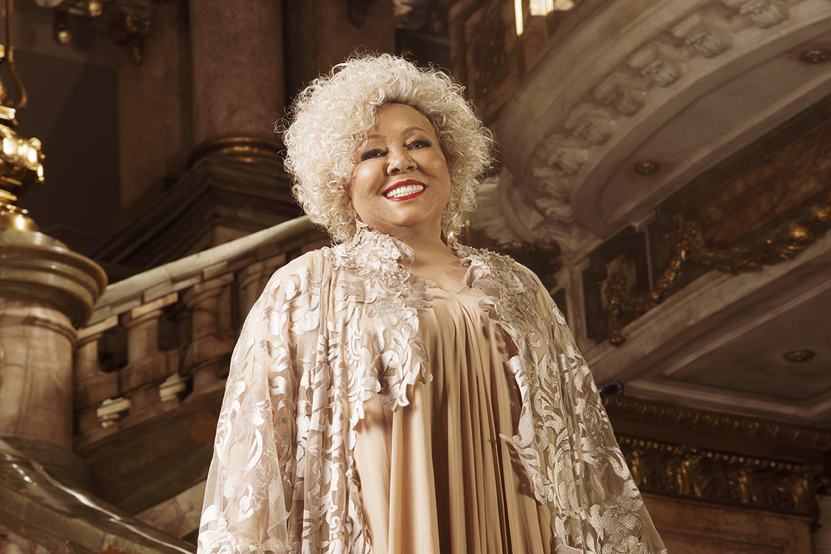 alcione 50 anos 04 por vinicius mochizuki