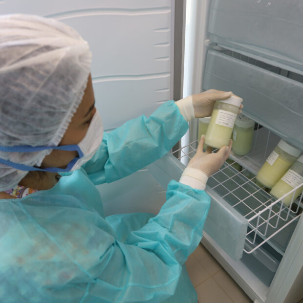 2.8. materia amamentacao. visita ao hrt foto sandro araujo agencia saude df79