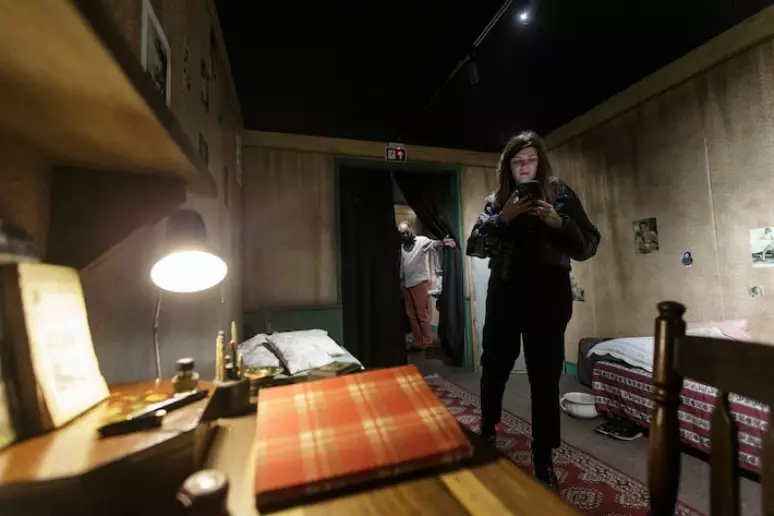 1328342003 n4oh2nybirg75gplwluficzsui