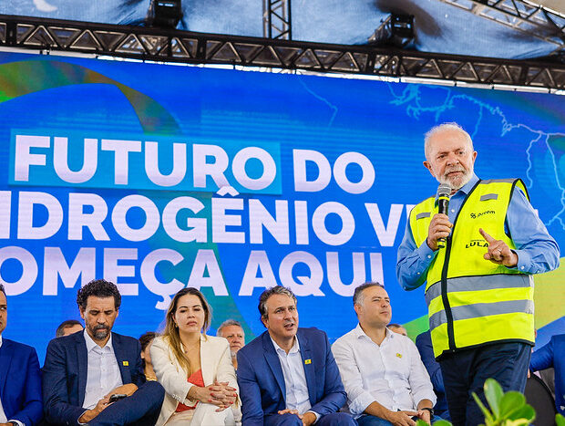 53898147499 3f4081f0df c