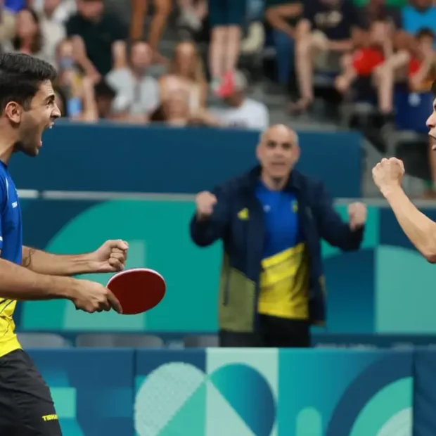 guilherme teodoro e vitor ishi equipes tenis de mesa paris